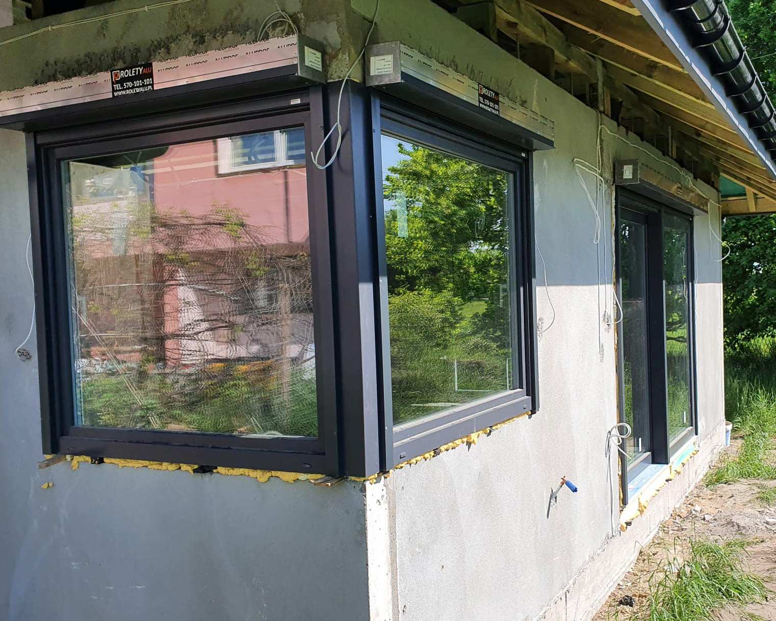 Żaluzje okienne z automatycznym systemem sterowania